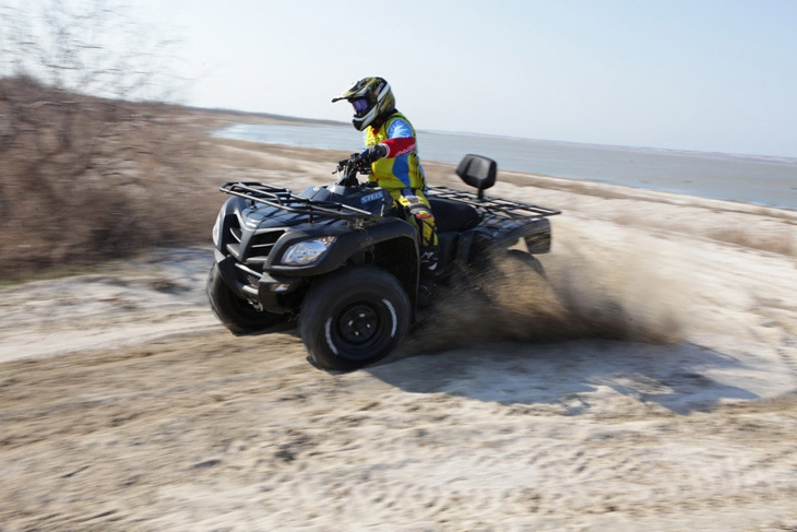 Yamaha пляжный квадроцикл